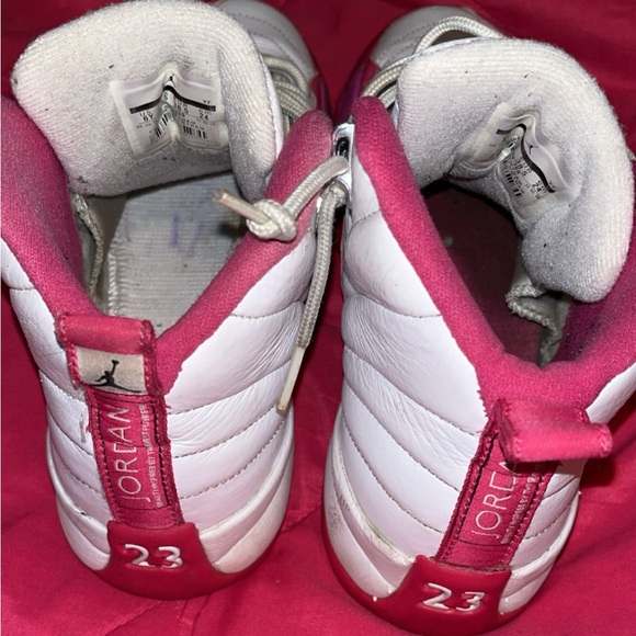 Jordans - Picture 3 of 7